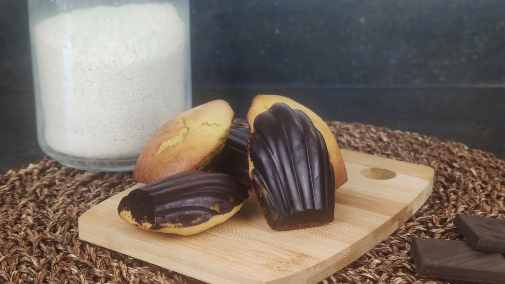 Madeleines au chocolat noir